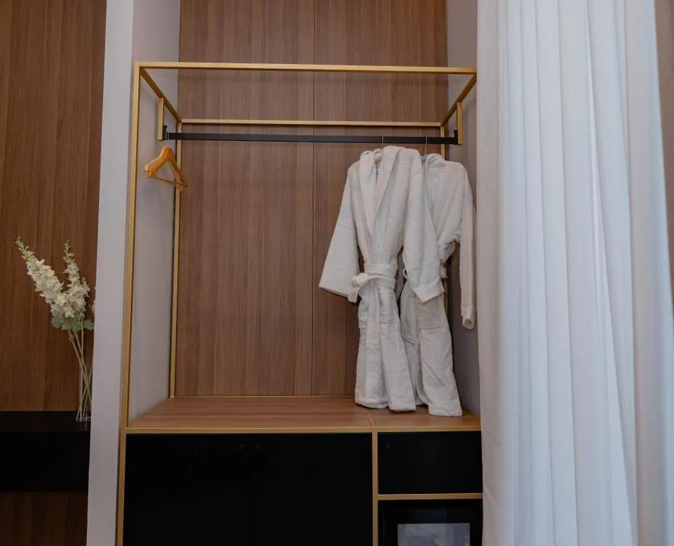 Royal Hill Hotel Tirana