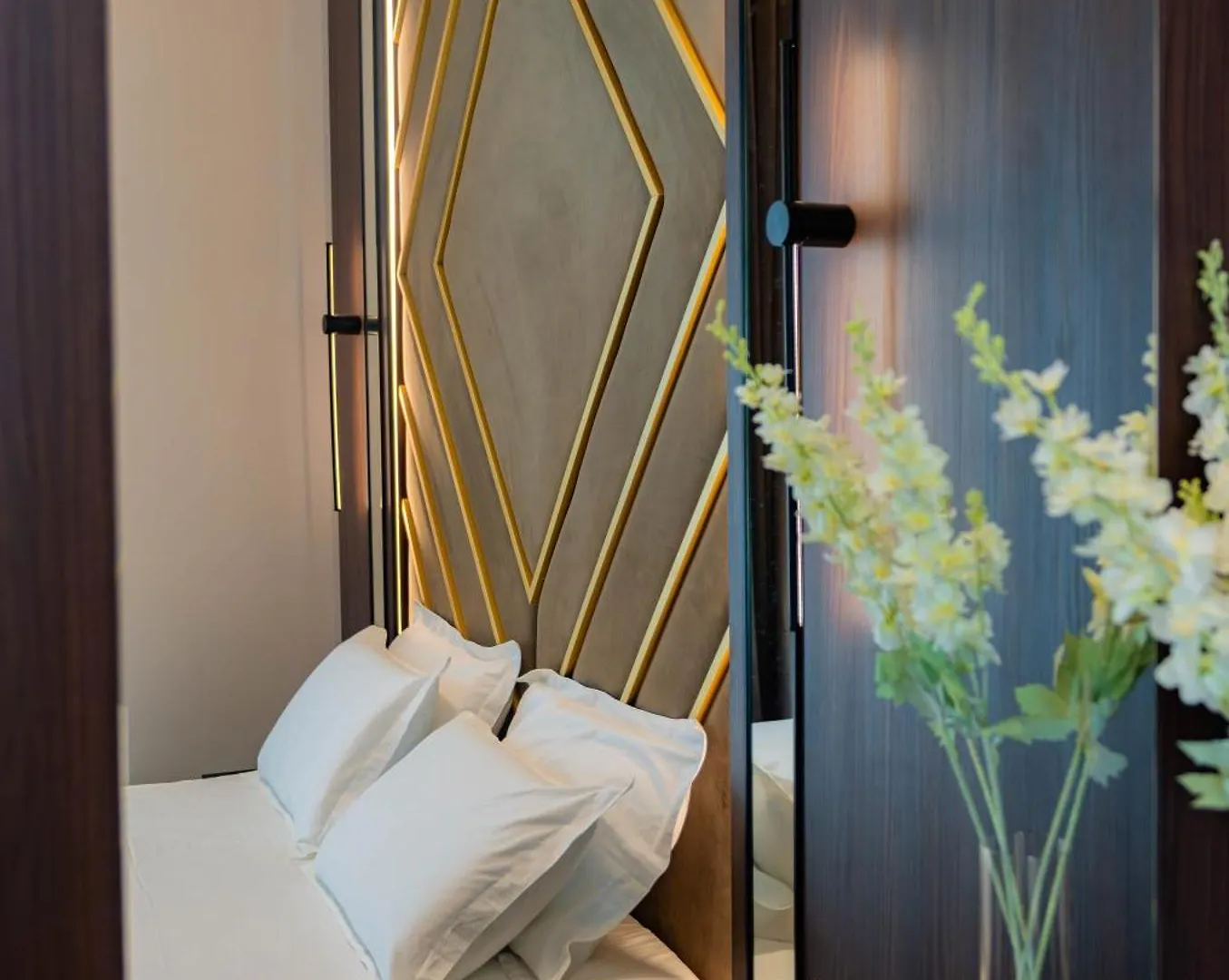 Royal Hill Hotel Tirana