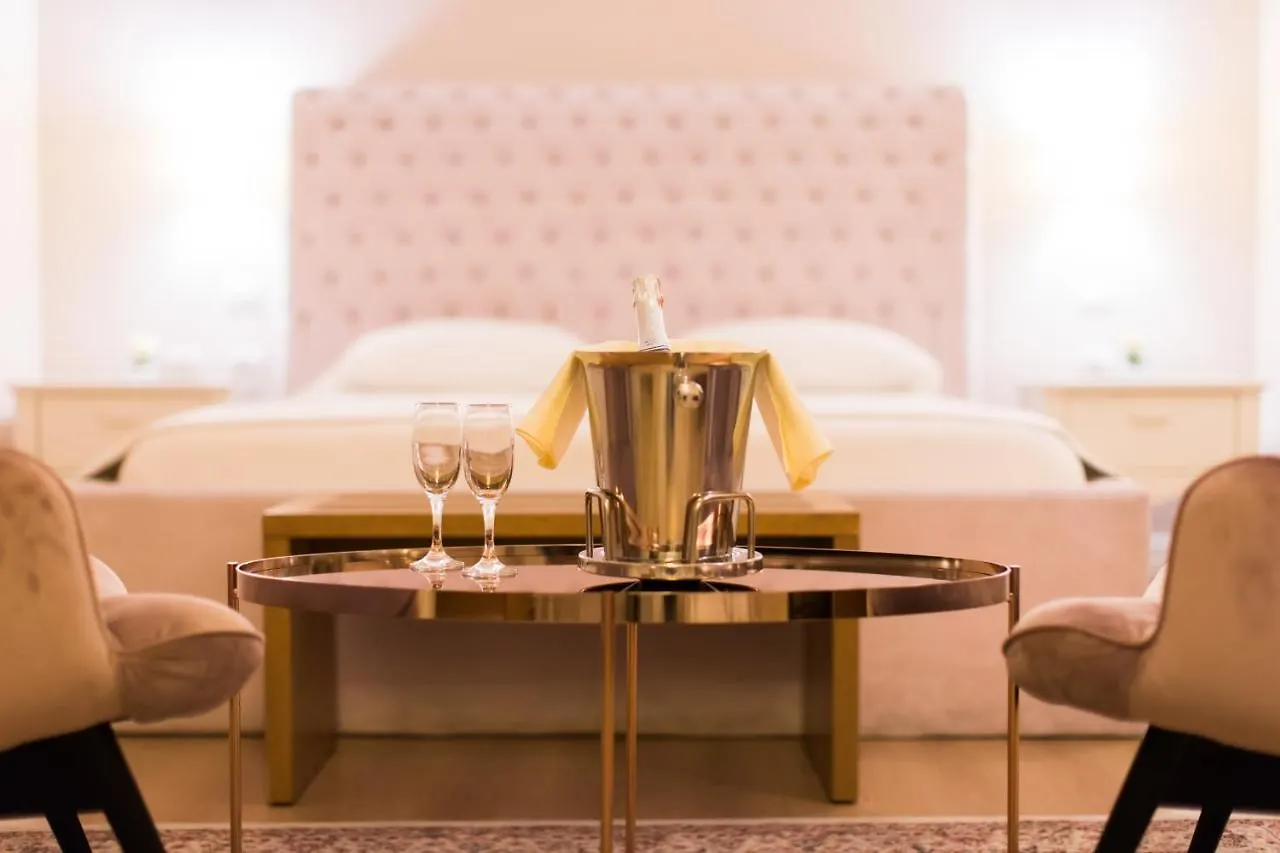 Royal Hill Hotel Tirana