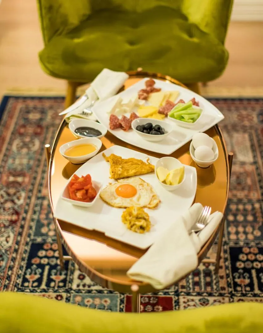 Royal Hill Hotel Tirana