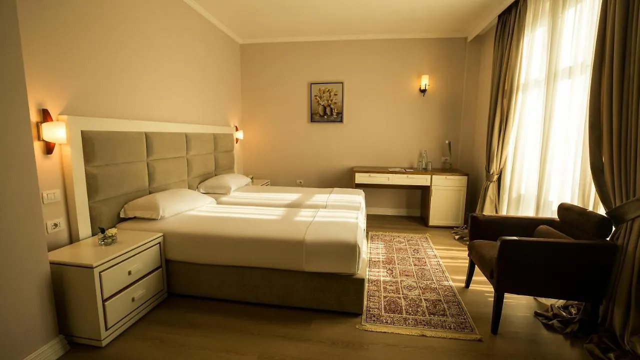 Royal Hill Hotel Tirana