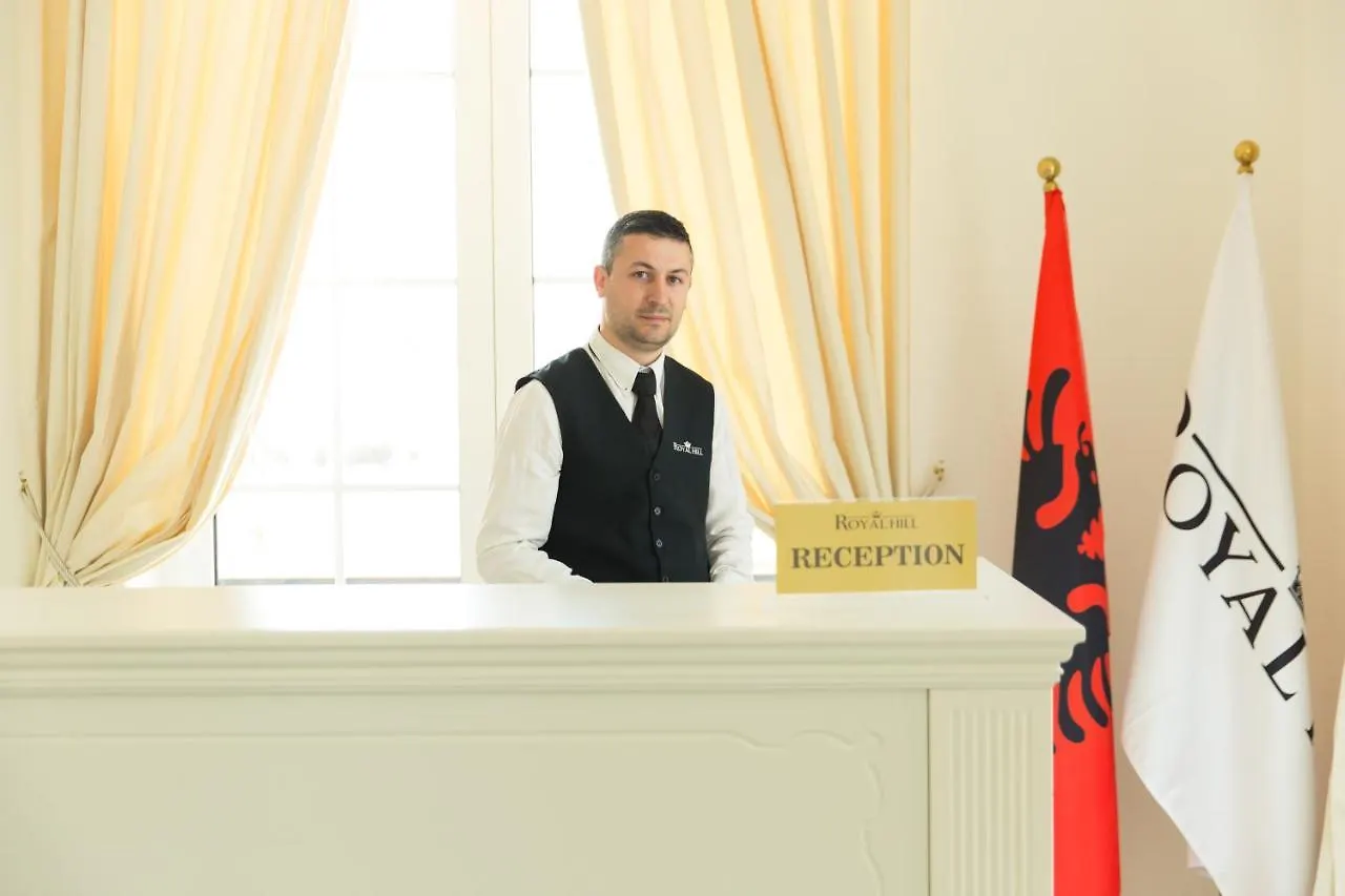 Royal Hill Hotel Vore 0*,  Albania